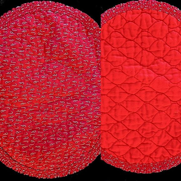 Candy Cane Placemats/Napkins Set - Picture 3 of 6